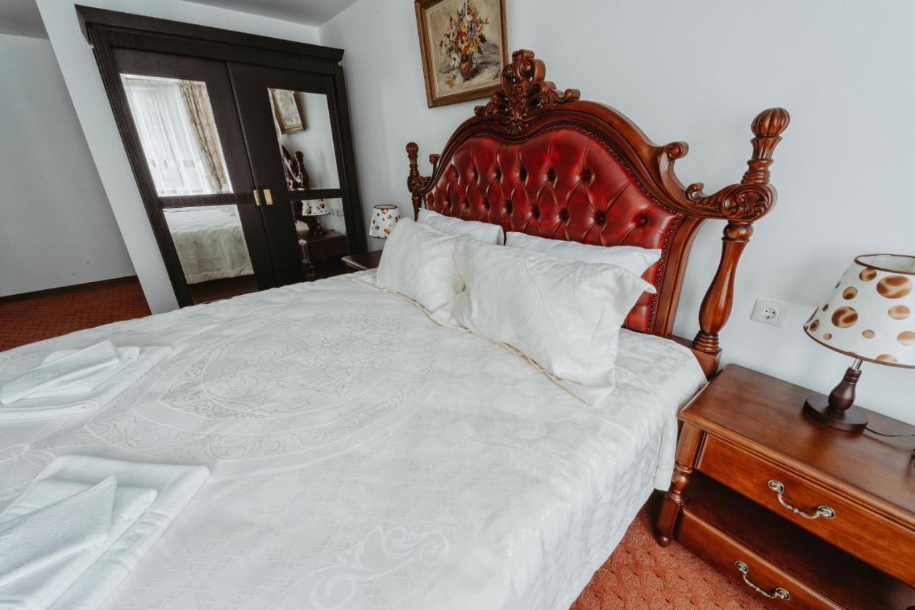 Complex Turistic Constantin Bucovina Hotell Câmpulung Moldovenesc Exteriör bild
