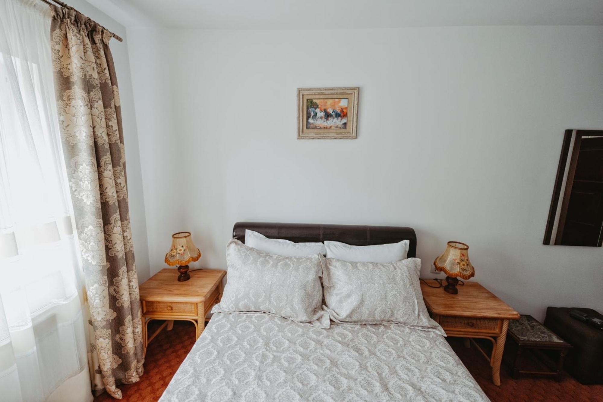 Complex Turistic Constantin Bucovina Hotell Câmpulung Moldovenesc Exteriör bild