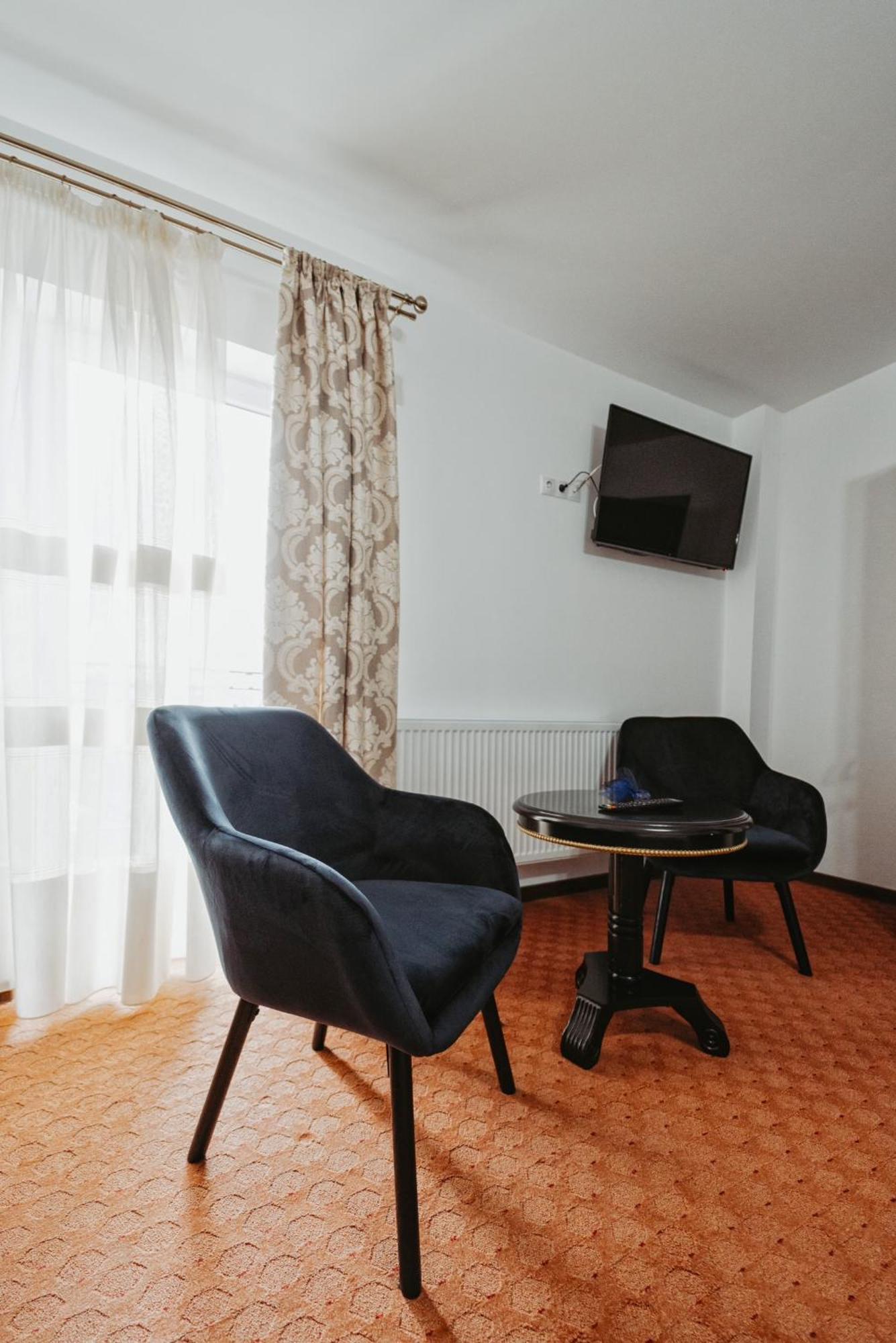 Complex Turistic Constantin Bucovina Hotell Câmpulung Moldovenesc Exteriör bild